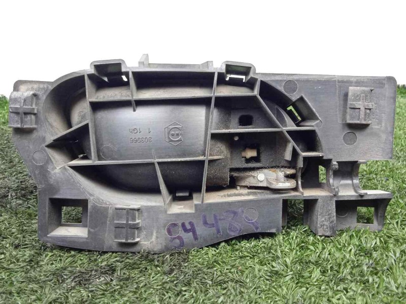 Recambio de maneta interior trasera izquierda para peugeot 207 1.6 16v hdi referencia OEM IAM 96802456VV  