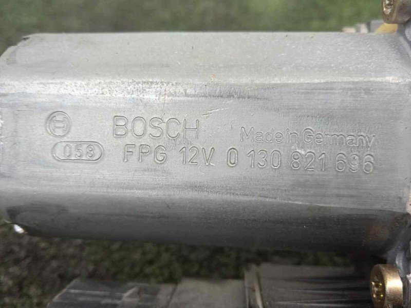 Recambio de motor elevalunas trasero derecho para volkswagen passat berlina (3b3) 1.9 tdi referencia OEM IAM 105407301-013082169