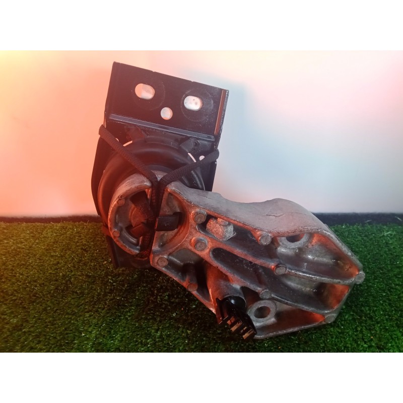 Recambio de soporte motor izquierdo para renault laguna iii 1.5 dci diesel referencia OEM IAM 112100003R  