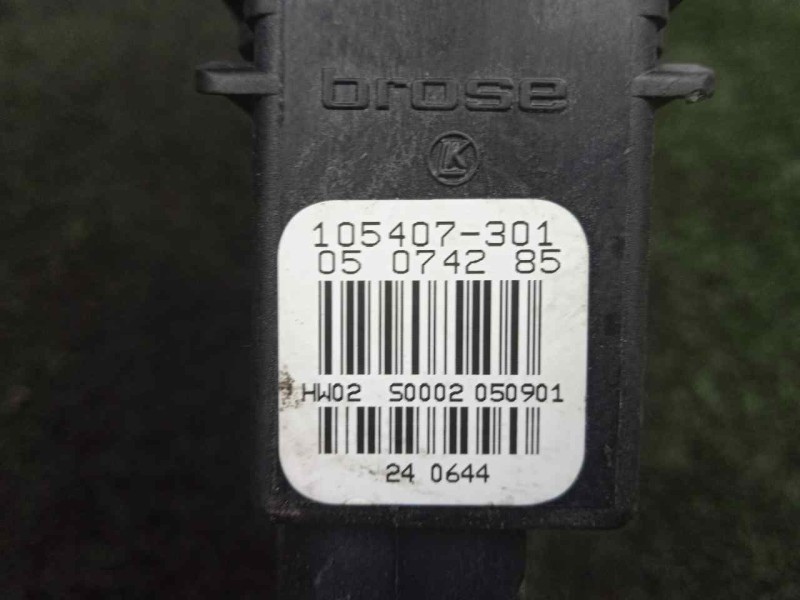 Recambio de motor elevalunas trasero derecho para volkswagen passat berlina (3b3) 1.9 tdi referencia OEM IAM 105407301-013082169