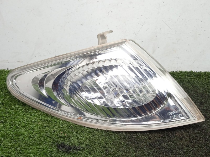 Recambio de piloto delantero derecho para mazda premacy (cp) 2.0 td referencia OEM IAM SINREFERENCIA BLANCO 01-04