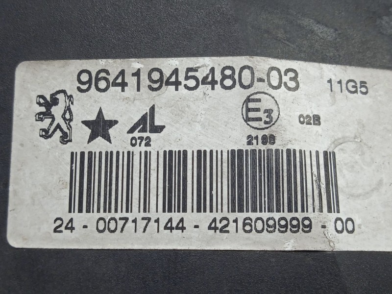 Recambio de faro antiniebla derecho para peugeot 407 (6d_) 2.0 (6drfnb, 6drfne) referencia OEM IAM 9641945480  