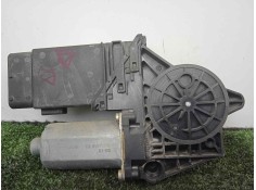 Recambio de motor elevalunas delantero derecho para volkswagen passat berlina (3b3) 1.9 tdi referencia OEM IAM 105415301-0130821