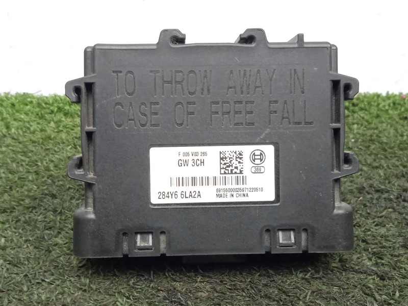 Recambio de modulo electronico para dacia spring ev (b6m1) referencia OEM IAM 284Y66LA2A-F005V03265 BOSCH GW3CH