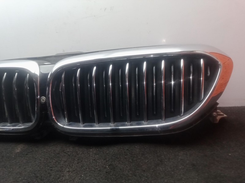 Recambio de rejilla paragolpes delantero para bmw 5 (g30, f90) 520 d referencia OEM IAM 18715610  
