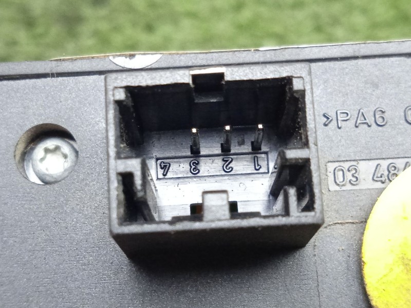 Recambio de mando retrovisor para audi a8 d3 (4e2, 4e8) 3.7 quattro referencia OEM IAM 4E0953551  