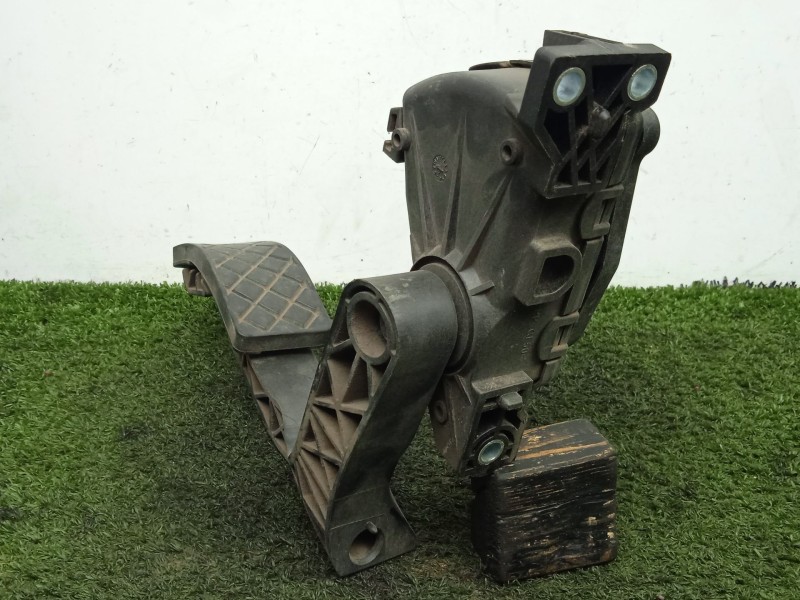 Recambio de potenciometro pedal para audi a8 d3 (4e2, 4e8) 3.7 quattro referencia OEM IAM 4E1723503-F30015601  