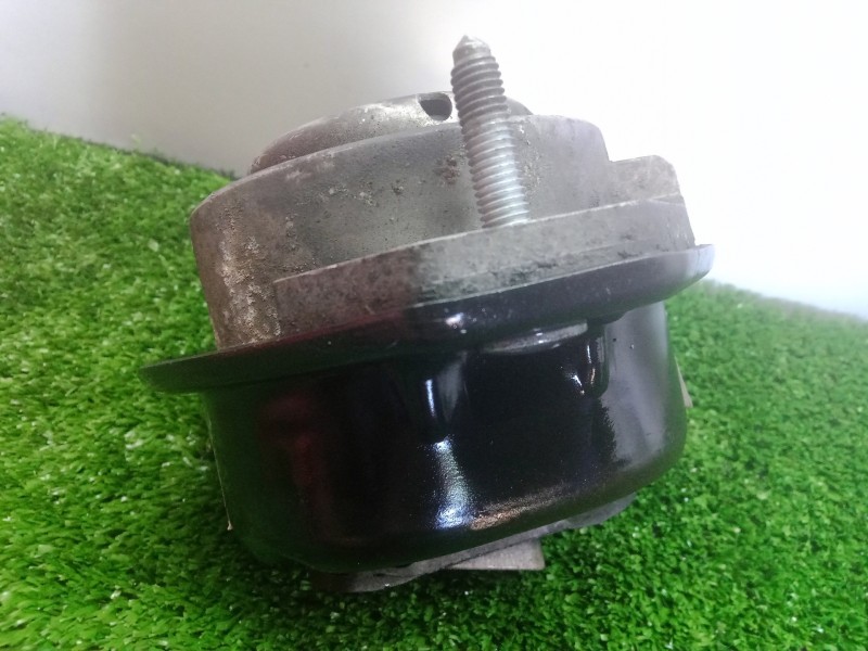 Recambio de soporte motor izquierdo para bmw serie 7 (e65/e66) 4.0 v8 cat referencia OEM IAM 676918502-68623513  