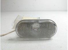 Recambio de piloto lateral izquierdo para renault kangoo 1.5 blue dci diesel fap referencia OEM IAM 8200257684 MONTAJE AMBOS.LAD