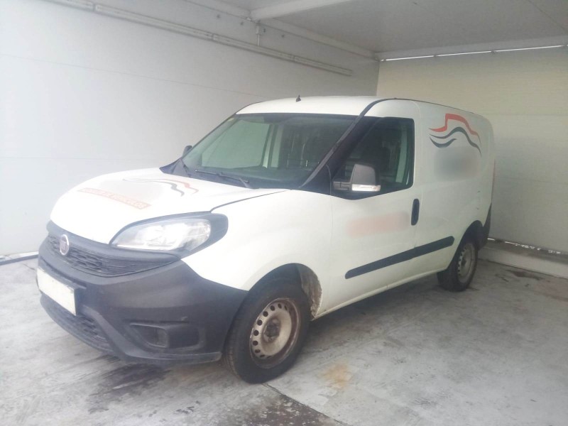 Recambio de puerta delantera izquierda para fiat doblo cargo (263_) 1.3 d multijet (263wxu1a) referencia OEM IAM   10-22 - BLANC