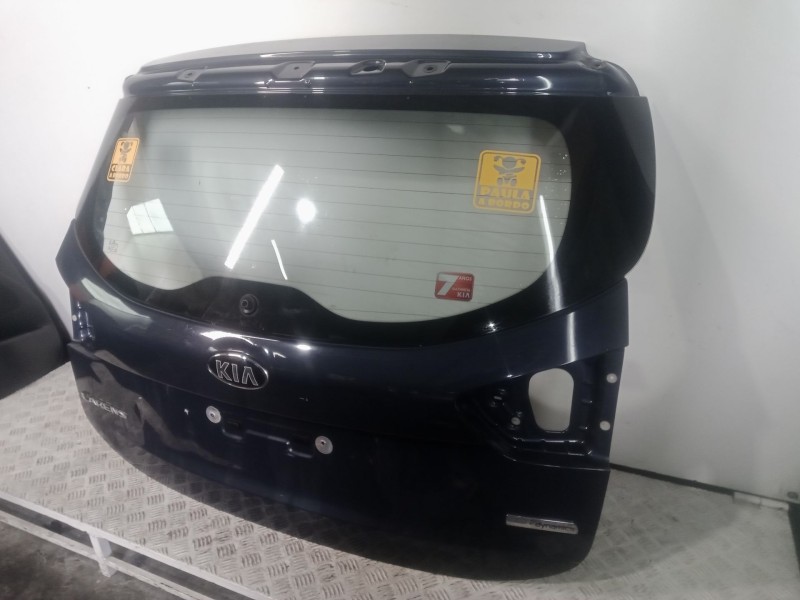 Recambio de porton trasero para kia carens iv 1.7 crdi referencia OEM IAM NOTIENE  