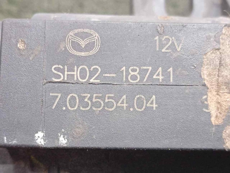 Recambio de valvula de vacio para mazda 6 kombi ()(.2012) 2.2 turbodiesel cat referencia OEM IAM 70355404-SH0218741  
