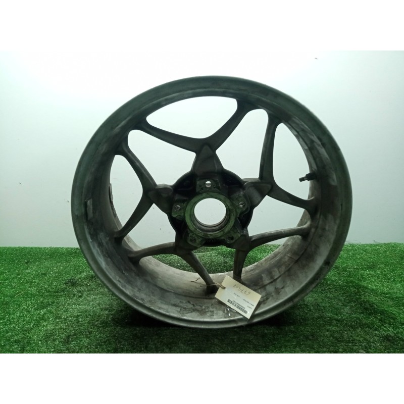 Recambio de llanta para bmw r 1200 rt/st referencia OEM IAM 768306907-52191755 K26 - 05-10 TRASERA - 17 ´´ PULGADAS