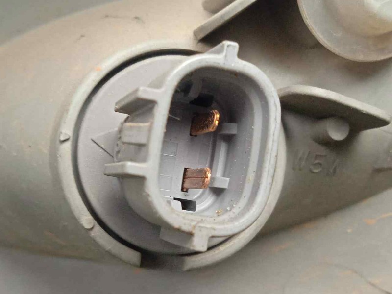 Recambio de piloto delantero derecho para mazda premacy (cp) 2.0 turbodiesel cat referencia OEM IAM  CON.TARAS 