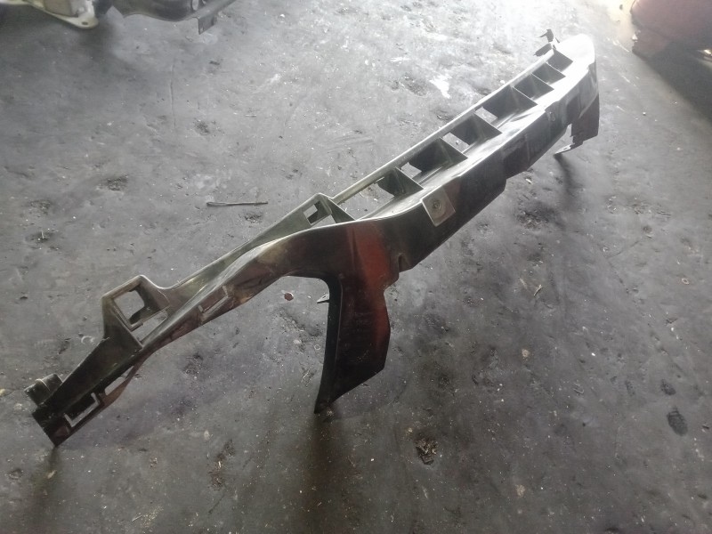 Recambio de travesaño superior para ford kuga (cbv) 2.0 tdci cat referencia OEM IAM   