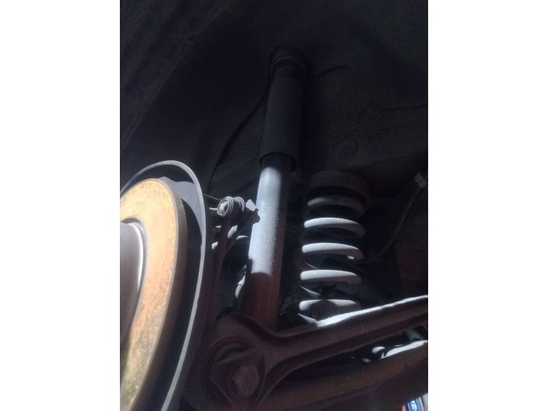 Recambio de amortiguador trasero izquierdo para bmw 1 (e81) 116 d referencia OEM IAM   