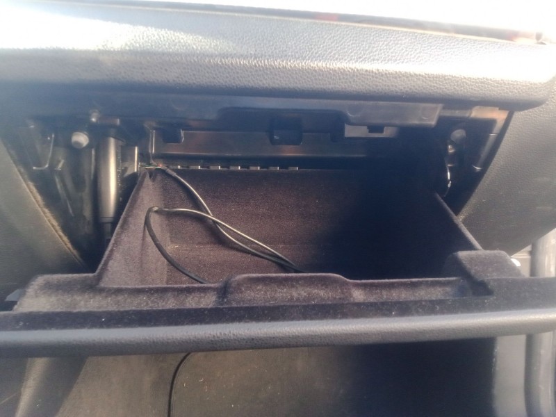 Recambio de guantera para bmw 1 (e81) 116 d referencia OEM IAM   