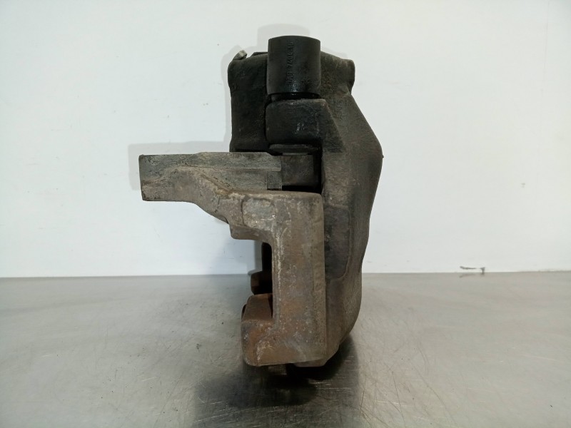 Recambio de pinza freno delantera derecha para audi a6 berlina (4b2) 2.5 v6 24v tdi referencia OEM IAM 885-062-57 ATE 885 - 062 