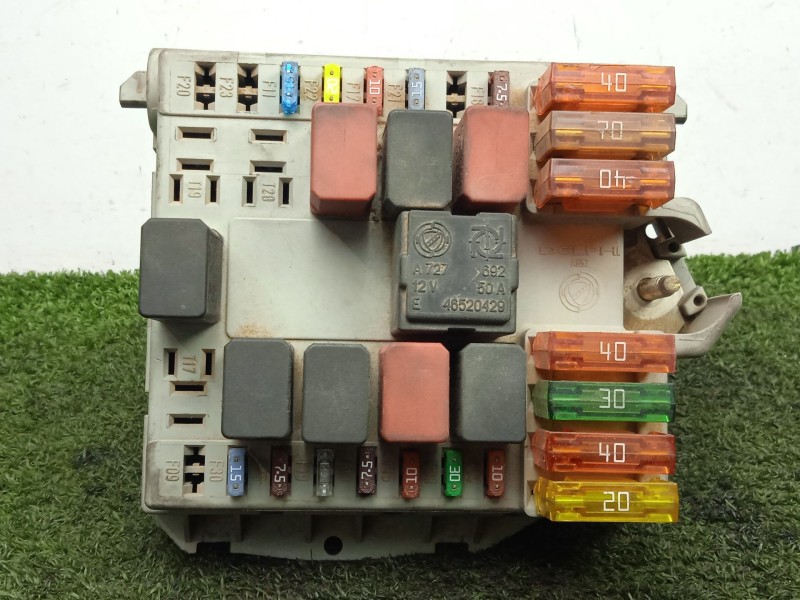 Recambio de caja reles / fusibles para fiat doblo cargo (223) 1.9 jtd cat referencia OEM IAM 51763772 DELPHI 