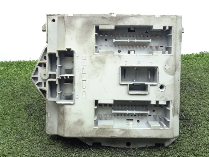 Recambio de caja reles / fusibles para fiat doblo cargo (223) 1.9 jtd cat referencia OEM IAM 51763772 DELPHI 