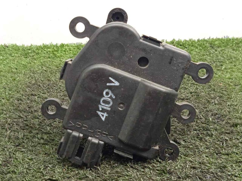 Recambio de motor apertura trampillas climatizador para mazda 6 kombi ()(.2012) 2.2 turbodiesel cat referencia OEM IAM KD4561B60