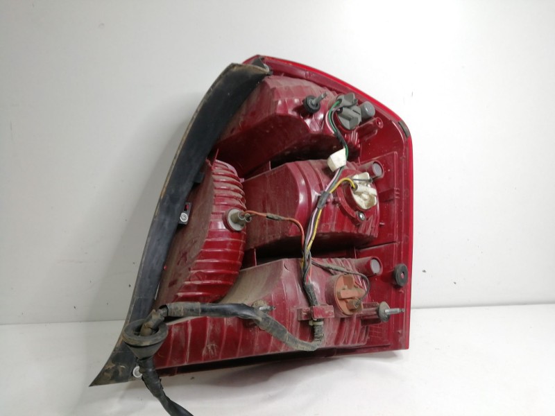 Recambio de piloto trasero izquierdo para hyundai accent (mc) 1.4 cat referencia OEM IAM  07-11 4.PUERTAS