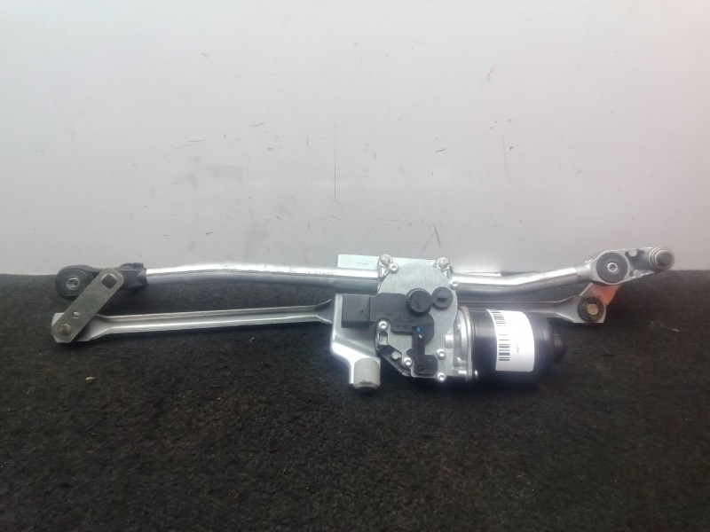 Recambio de motor limpia delantero para bmw 1 (e81) 116 d referencia OEM IAM 405121-719303601-3040F  VALEO