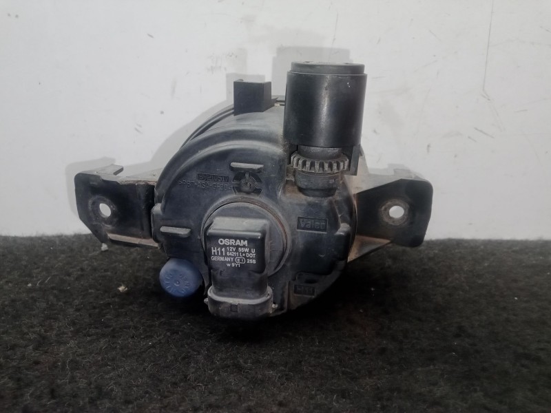 Recambio de faro antiniebla izquierdo para bmw 1 (e81) 116 d referencia OEM IAM 89203672LH-6317783750103  VALEO