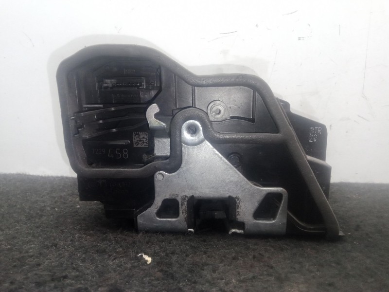 Recambio de cerradura puerta delantera derecha para bmw 1 (e81) 116 d referencia OEM IAM 7229458-A053702  5 PINES