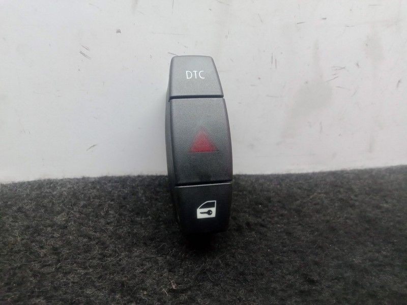 Recambio de warning para bmw 1 (e81) 116 d referencia OEM IAM 6131694560303-694560303-549529100 6 PINES VIMERCATI