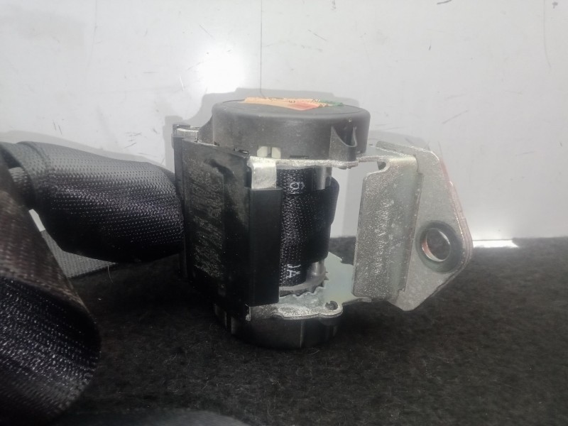 Recambio de cinturon seguridad trasero derecho para bmw 1 (e81) 116 d referencia OEM IAM 607051100Z  