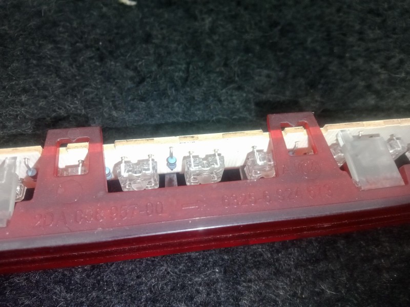 Recambio de luz central de freno para bmw 1 (e81) 116 d referencia OEM IAM 63256924673-2DA00895700  