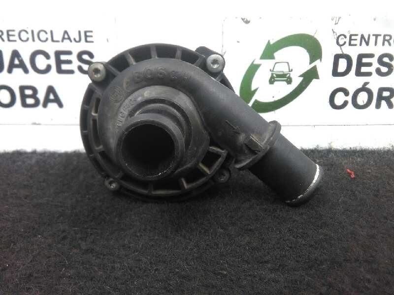 Recambio de bomba agua para renault laguna iii 2.0 dci diesel cat referencia OEM IAM SINREFERENCIA ELECTRICA 2.PINES