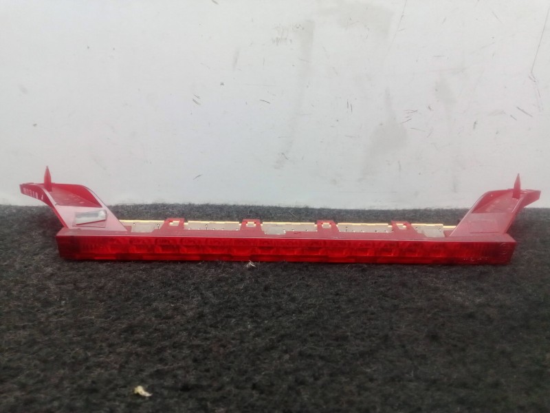 Recambio de luz central de freno para bmw 1 (e81) 116 d referencia OEM IAM 63256924673-2DA00895700  