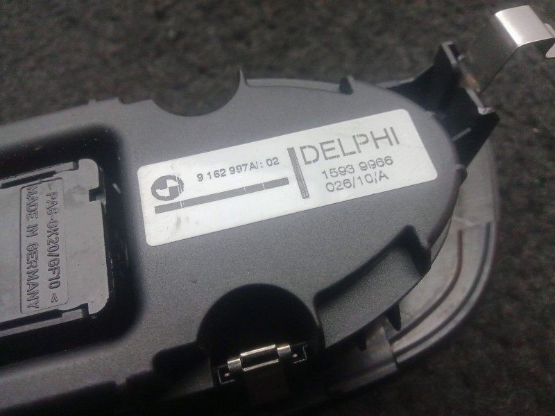Recambio de mando elevalunas delantero derecho para bmw 1 (e81) 116 d referencia OEM IAM 9162997A-15939966  DELPHI