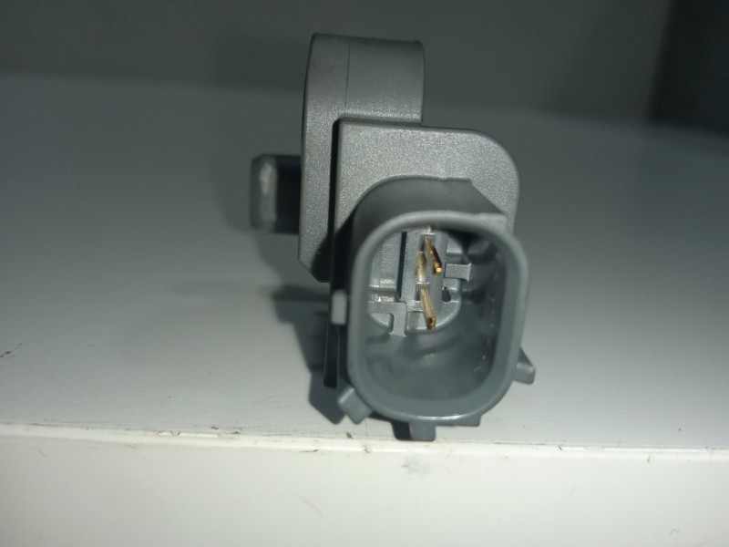 Recambio de sensor impacto airbag para kia sportage 1.6 crdi cat referencia OEM IAM 95920B4000  