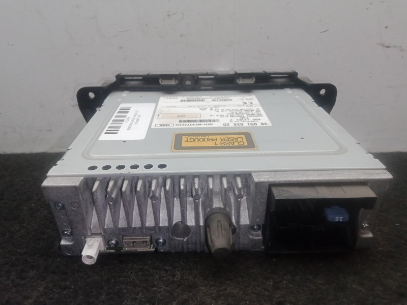 Recambio de sistema audio / radio cd para peugeot 208 1.6 blue-hdi fap referencia OEM IAM 98051026ZD  