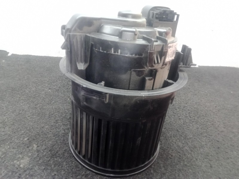 Recambio de motor calefaccion para peugeot 208 1.6 blue-hdi fap referencia OEM IAM T1013140A  