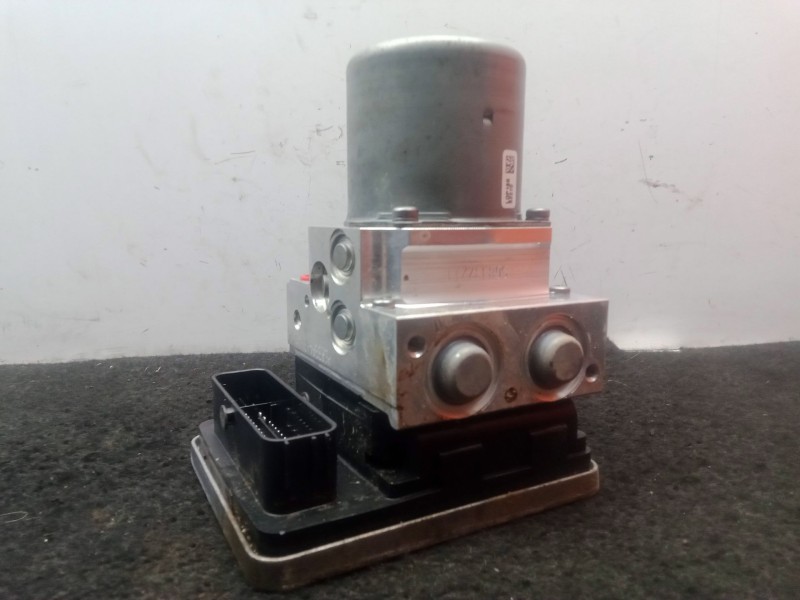 Recambio de abs para bmw 5 (g30, f90) 520 d referencia OEM IAM 3451689698401-689698301-A008K378-54088252A-DS68968401  