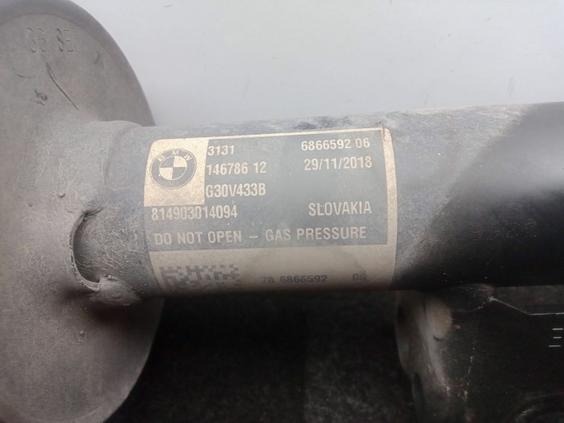 Recambio de amortiguador delantero derecho para bmw 5 (g30, f90) 520 d referencia OEM IAM 31316866592  