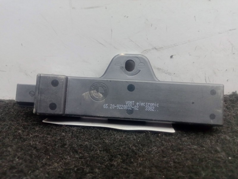 Recambio de modulo electronico para bmw 5 (g30, f90) 520 d referencia OEM IAM 6520922083202-65209220832 ANTENA 