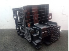 Recambio de caja reles / fusibles para bmw 5 (g30, f90) 520 d referencia OEM IAM 680294302   2