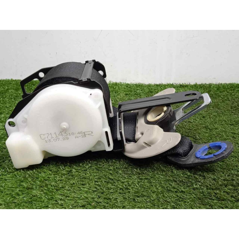 Recambio de cinturon seguridad trasero derecho para toyota land cruiser (j15) 3.0 turbodiesel cat referencia OEM IAM 7336060571C