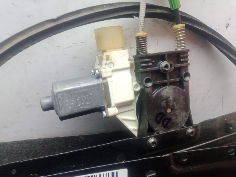 Recambio de elevalunas delantero derecho para ford mondeo iv (ba7) 1.6 tdci referencia OEM IAM 6M2114553B-0130822286  