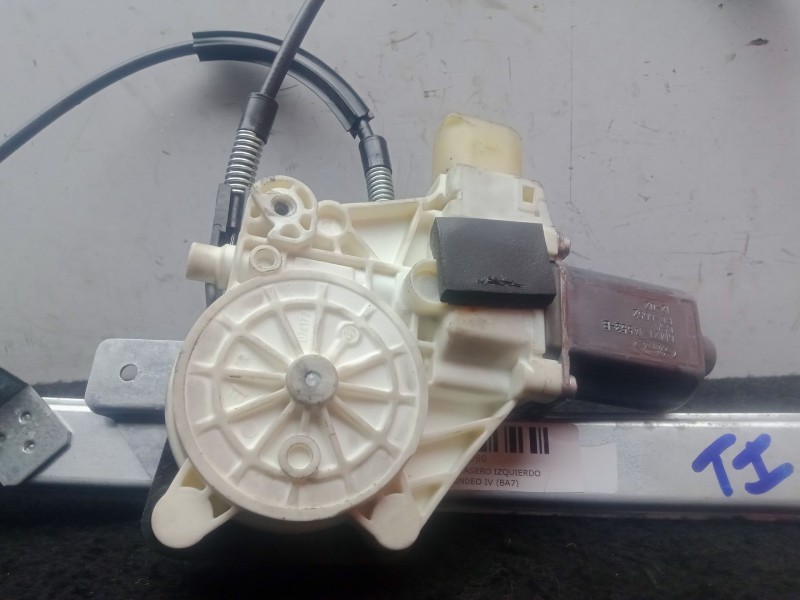 Recambio de elevalunas trasero izquierdo para ford mondeo iv (ba7) 1.6 tdci referencia OEM IAM 6M2114553B-0130822286  