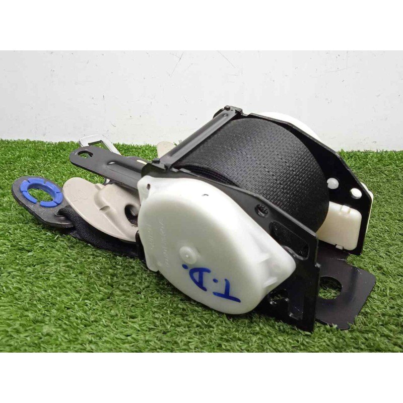 Recambio de cinturon seguridad trasero derecho para toyota land cruiser (j15) 3.0 turbodiesel cat referencia OEM IAM 7336060571C