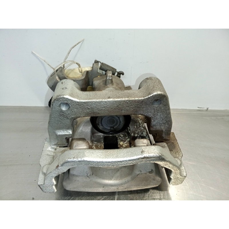Recambio de pinza freno trasera derecha para peugeot 5008 1.6 16v referencia OEM IAM 4918B-TRW-C3HR-32054055PIC TRW 4401Q3