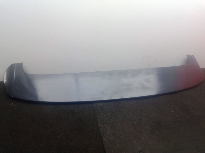 Recambio de aleron trasero para kia carens iv 1.7 crdi referencia OEM IAM 87210A4000 GRIS 