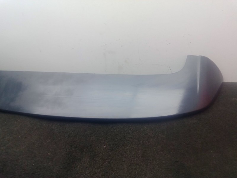 Recambio de aleron trasero para kia carens iv 1.7 crdi referencia OEM IAM 87210A4000 GRIS 