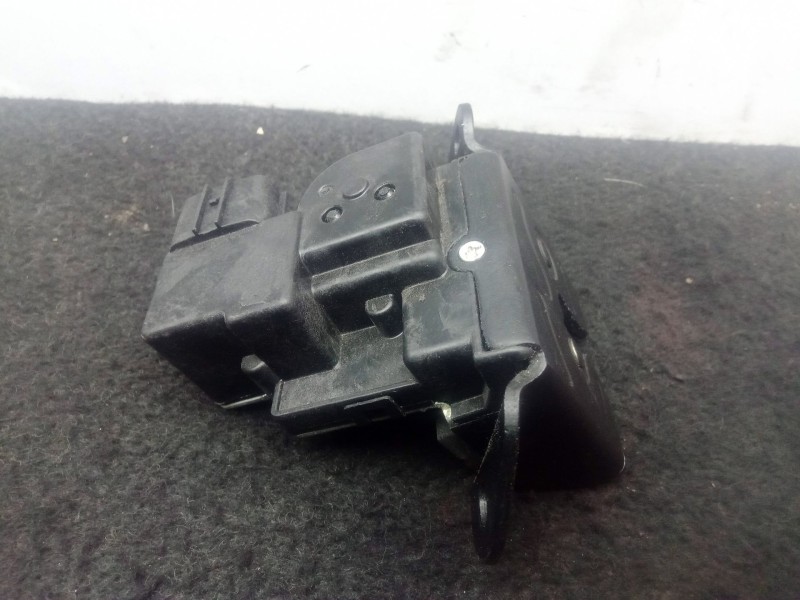 Recambio de cerradura maletero / porton para kia carens iv 1.7 crdi referencia OEM IAM SINREF  4 PINES